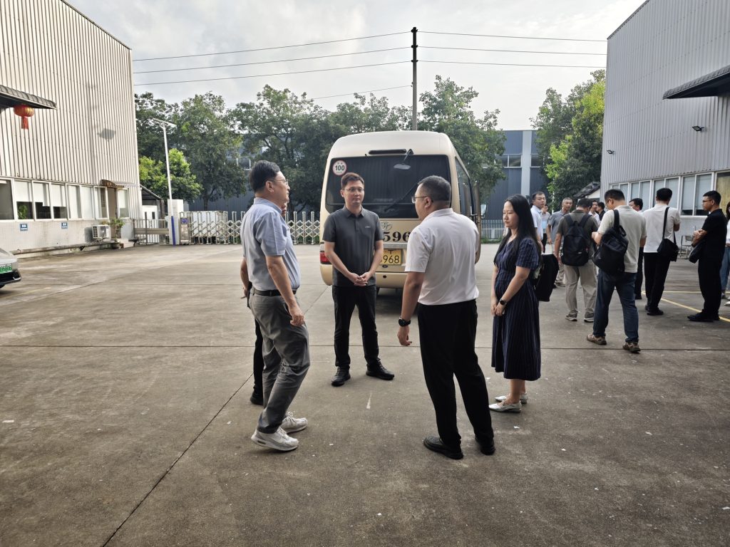 数字化改造项目复查调研组一行走访金贝尔厂区